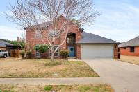 DFW Gathering House - 4 BR Spacious House, Sleeps 12 - FIFA ready - B&B Keller