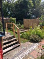 Dragon's Den - self contained unit - Bed and Breakfast Takaka