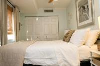 Cozy Beach Getaway with Bikes included! - Chambres d'hôtes St. Pete Beach