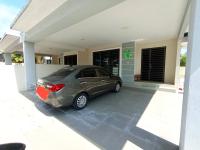 TROPICAL LIVINGS MERU IPOH HOMESTAY by Grab A Stay - B&B Ipoh