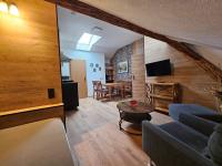 Apartment (2-4 Adults)