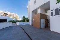 Isea 1111 - Luxury Modern Apartment with Pool & Sea Views - B&B Torrox Costa