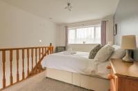 Spacious Self Contained Annexe with Parking - Pass the Keys - B&B Chinnor