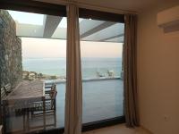 Plomari View Stone Apartments - B&B Plomari