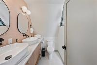 Bend Retreat - Hot Tub, Fire Pit & Waterfront - Chambres d'hôtes Bend