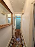 Charlie Langley Properties - Sleeps 10 - B&B Bath