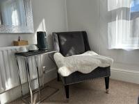 Comfortable room with shared kitchen and bathroom 5 min to the beach and O2 academy - Bed and Breakfast Bournemouth