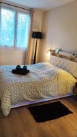 Appartement F2 de 40m2 pour 4 personnes avec Parking, métro à 4 minutes - ligne 4 Station Lucie Aubrac - Chambres d'hôtes Bagneux