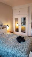 Appartement F2 de 40m2 pour 4 personnes avec Parking, métro à 4 minutes - ligne 4 Station Lucie Aubrac - Chambres d'hôtes Bagneux