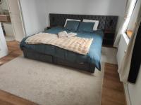 Prestige Loft - Suite King Size - Cinéma - Privé et Parking Inclus - Chambres d’hôtes Beauvais