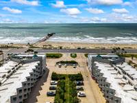 Casa Del Mar l Nautical Escapes Mins from Babe's Beach - Chambres d'hôtes Galveston