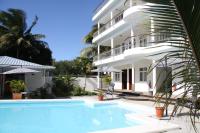 Les Trois Fleurs - B&B Pointe aux Canonniers