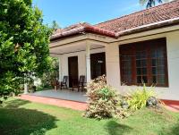 Oshi villa - B&B Hikkaduwa