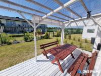 365PAM - Domek Letniskowy Kolory Lata - Z KLIMATYZACJĄ I PARKINGIEM - Ferienwohnung Sarbinowo