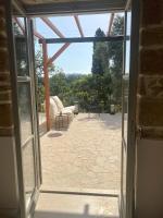 BugenVilla - South Corfu house - B&B Argyrádes