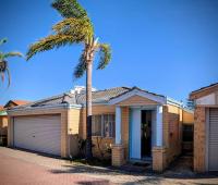 Villa in Scarborough Beach - B&B Perth