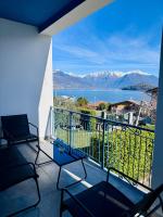 The Blue Sky Apartment with Lake view - B&B Pianello del Lario
