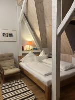 Wohnen auf 130 qm über den Dächern mitten in Gera - B&B Gera