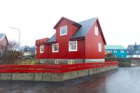 Remote Sandoy Retreat Villa - Ferienwohnung Sandur