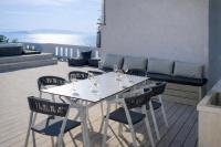 Rooftop Jacuzzi Apartment - B&B Chionato