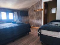 Chambre Lits Jumeaux avec Salle de Bains Privative