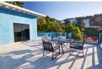 Hillzone View - B&B Kingston