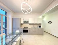 SR7 - Spazioso appartamento in Piazza Colombo - B&B Sanremo