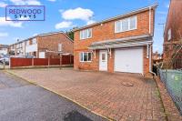 BRAND NEW! Spacious & Modern Serviced Home - 3x Free Parking - by Redwood Stays - Ferienwohnung Ash