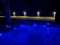 Zerko Holiday Home - Vineyard Chalet With Sauna and Jacuzzi FREE - B&B Mirna