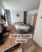 Le Sebastopol- Studio cosy en centre ville de Brioude - B&B Brioude