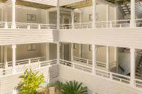 Walk to the Beach | 2-Bedroom Retreat | Pool & Amenities - Chambres d'hôtes Myrtle Beach