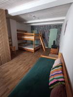 Chambre Quadruple avec Salle de Bains Privative