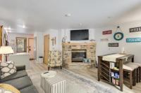 Charming DC Getaway Steps from D’town Fish Creek - Ferienwohnung Fish Creek