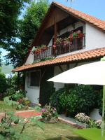 Famiy &Pet Friendly villa in Nea Vrasna-Big Garden& -BBQ WalK to Sea # - Chambres d'hôtes Néa Vrasná