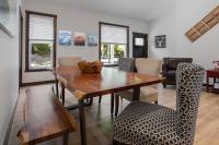 Luxe Mt. Rainier Lodge w/ Hot Tub-AC-Game Room - B&B Ashford