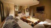 B&B Merthyr Tydfil - Luxury Model Home, Sandbrook Villas - Bed and Breakfast Merthyr Tydfil