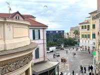 SR7 - Spazioso appartamento in Piazza Colombo - B&B Sanremo