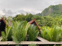 Eco-House Rammang-Rammang by Maningkala Village - Bed and Breakfast Baloccibaru