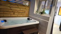 Diamond'Suite loveroom&spa44 - Ferienwohnung Saint-Même-le-Tenu