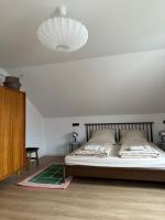 Uhländer - Ferienwohnung Heiningen