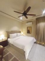 Demure Apartments Modern Comfort Studio Royal Stay - B&B Lahore