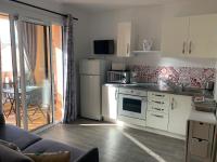 Studio climatisé centre-ville de La Londe-les-Maures - Bed and Breakfast La Londe-les-Maures
