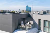 Sunny Penthouse with Mountain Views and 180 degrees Terrace - B&B Sofia