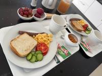 Logo Luxury Guesthouse - B&B Windhoek