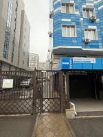 Modern 2BR Apartment in Quiet City Center, Bishkek - Bed and Breakfast Bisjkek