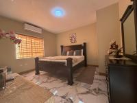 360 RokView Suites 3BR Spacious - B&B Kingston