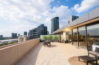 Flinders Street Penthouse With Panoramic Views - B&B Melbourne