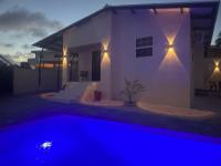 Cas Grandi Apartment with 2 bedrooms and swimming pool - B&B Willemstad