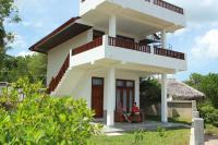 Hideaway Lodge - Bed and Breakfast