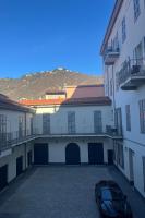 Como Living Apartment with balcony - Chambres d’hôtes Côme